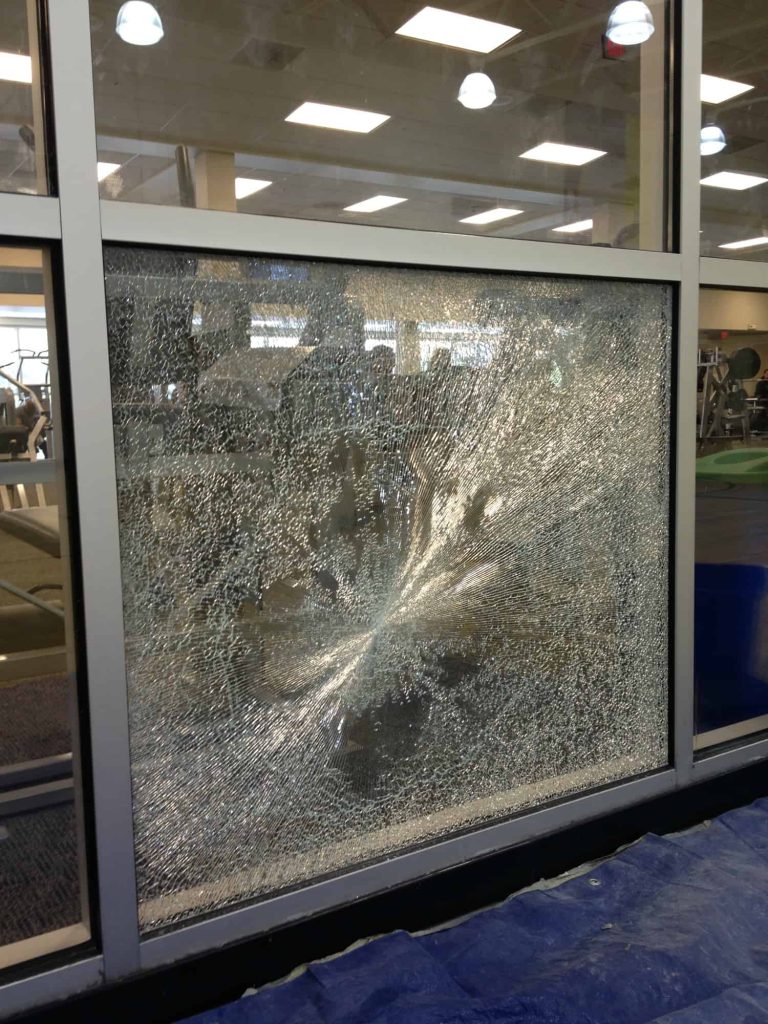 American Screen & Glass Broken and Fogged Glass Replacement example 5 - shattered commercial glass